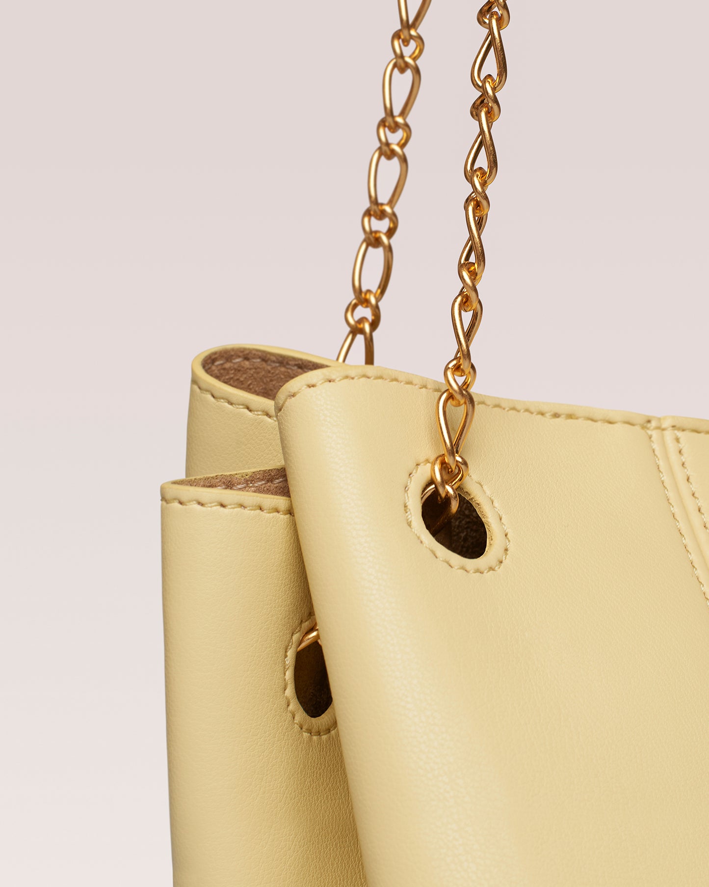 The Gather Bucket Micro - Alt-Nappa Bucket Bag Micro - Vanilla