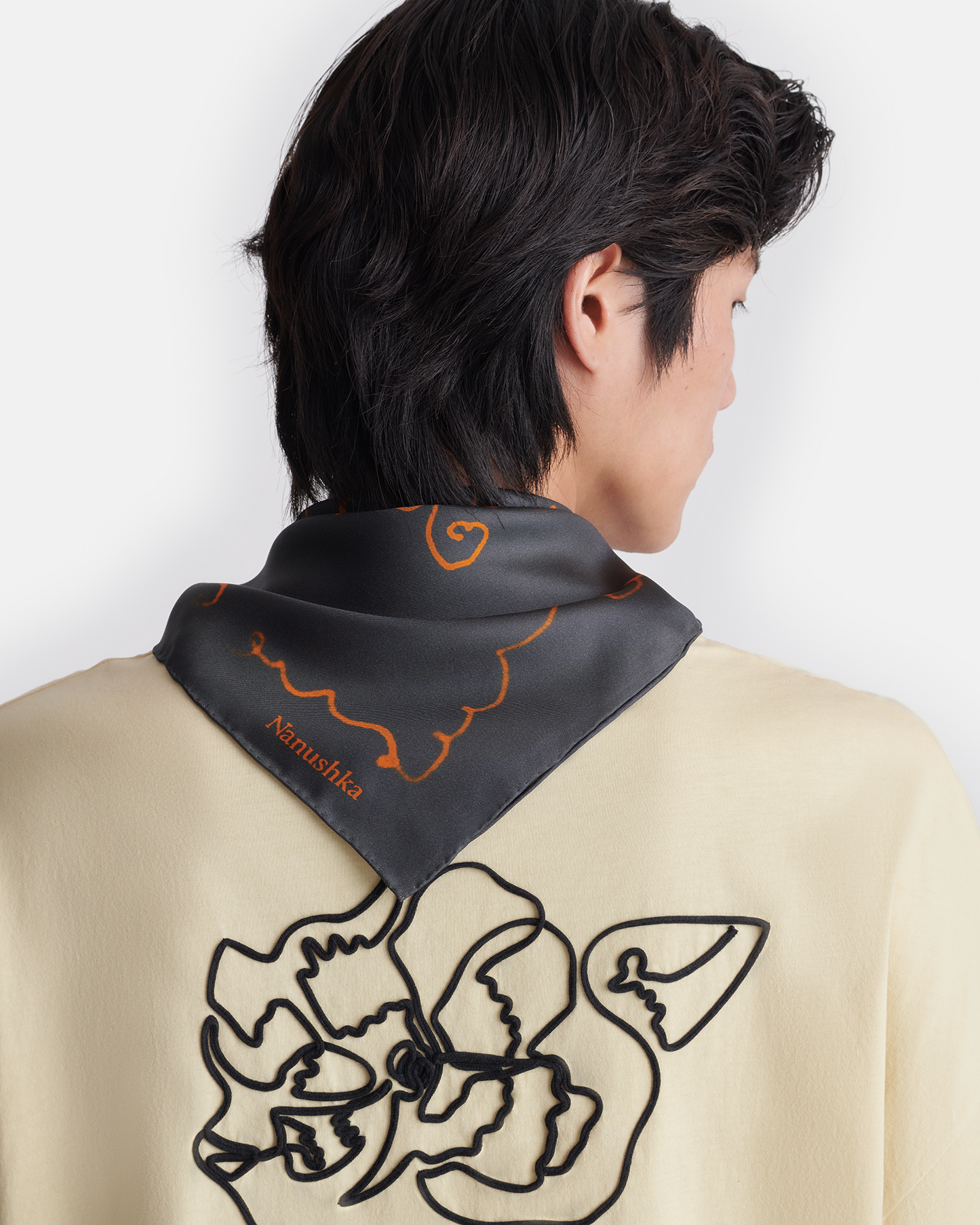 Shoul - Printed Silk Scarf - Cloud Black